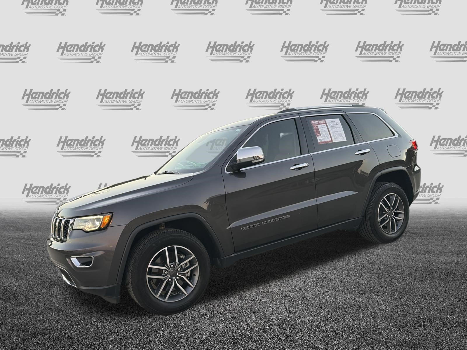 Used 2021 Jeep Grand Cherokee Limited w/ Premium Lighting Group AWD/4WD image 5
