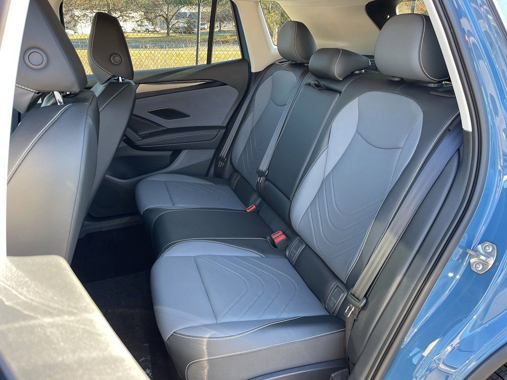 New 2026 Volkswagen Tiguan SE AWD/4WD image 16