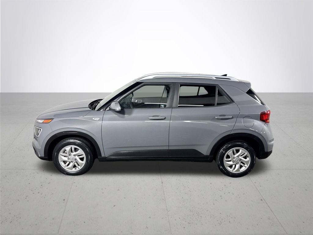 Used 2020 Hyundai Venue SEL image 9