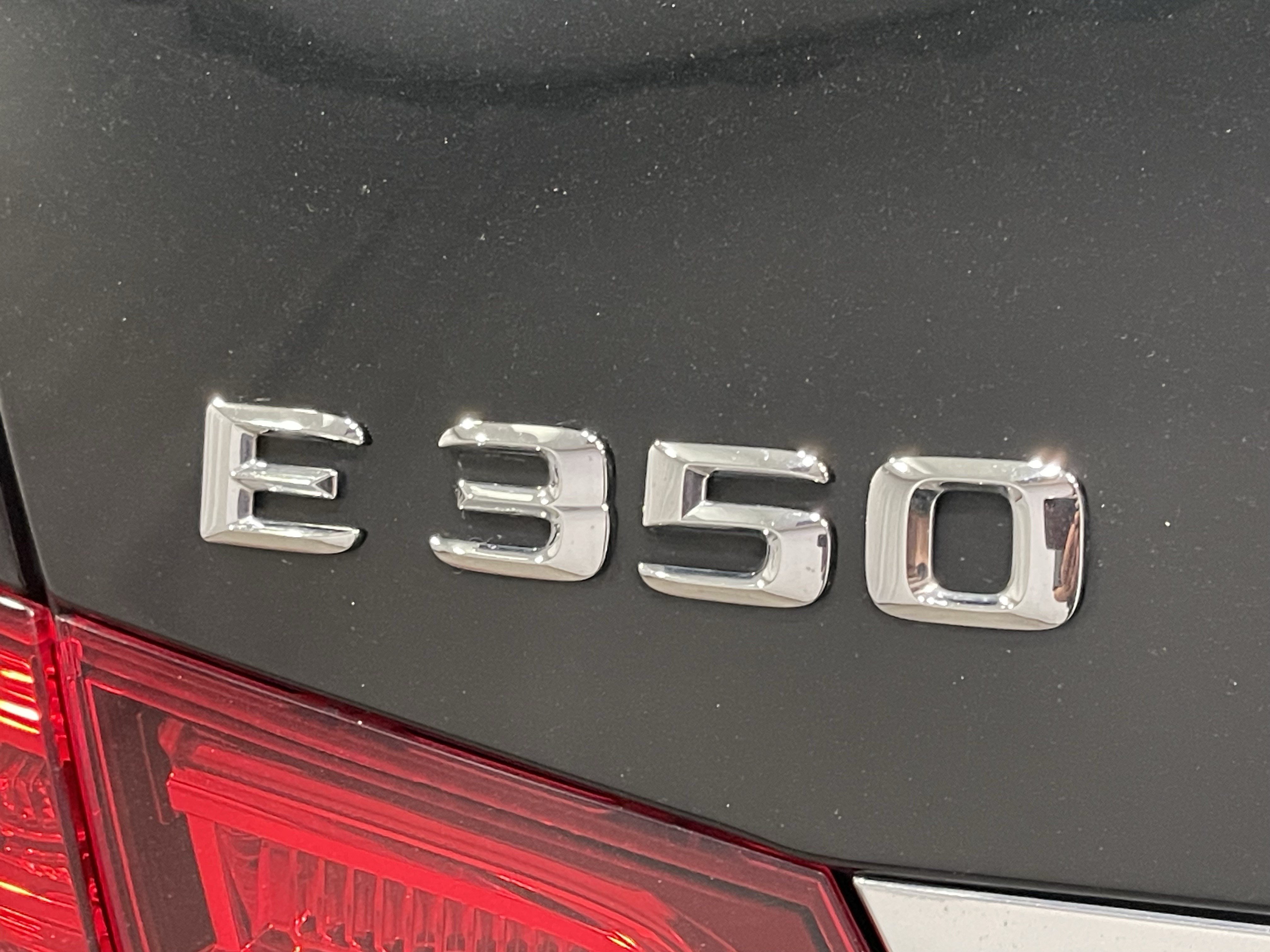 Used 2015 Mercedes-Benz E 350 4MATIC Sedan image 24