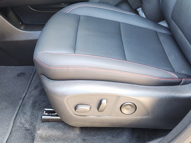 Used 2025 Chevrolet Traverse Z71 w/ Enhanced Driving Package AWD/4WD image 26