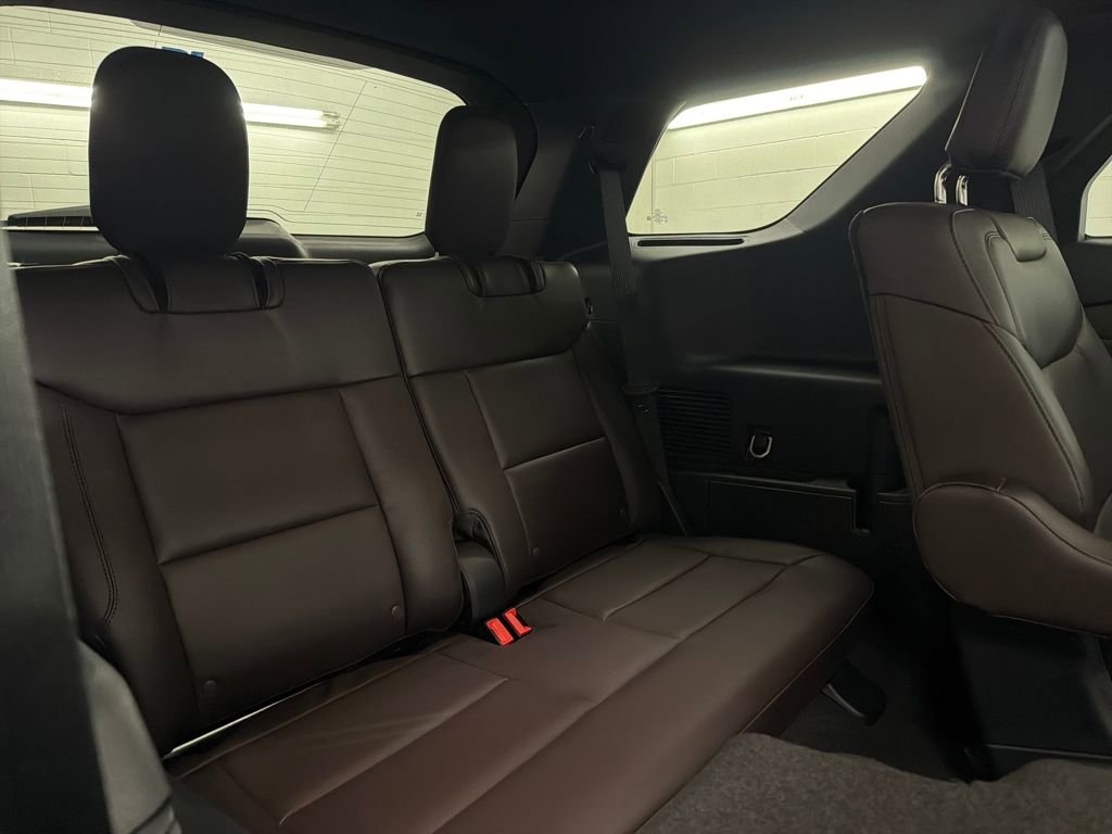 New 2026 Ford Explorer Platinum image 32