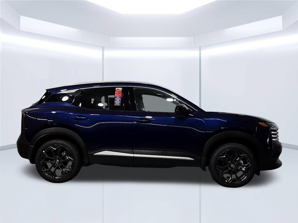 New 2026 Nissan Kicks SR w/ SR Premium Package AWD/4WD image 7