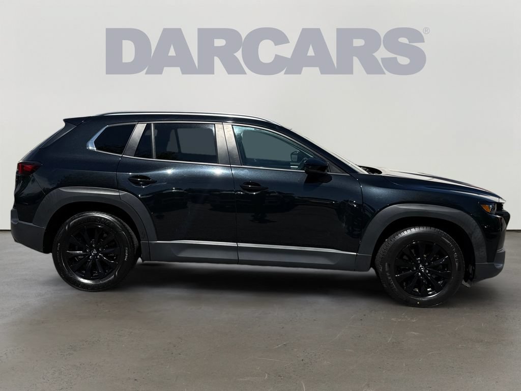 Used 2025 Toyota RAV4 XLE AWD/4WD image 8