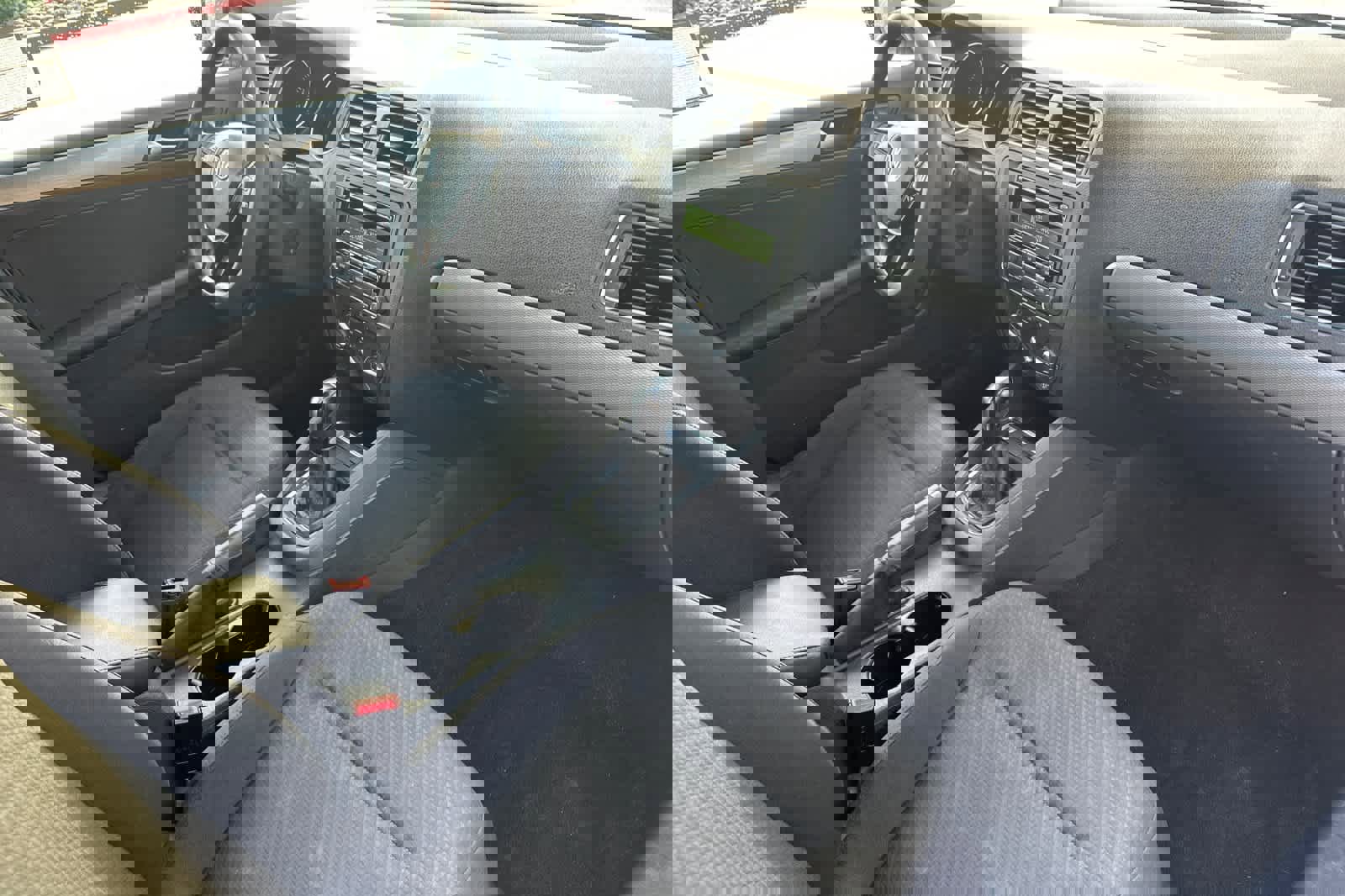 Used 2015 Volkswagen Jetta SE image 16