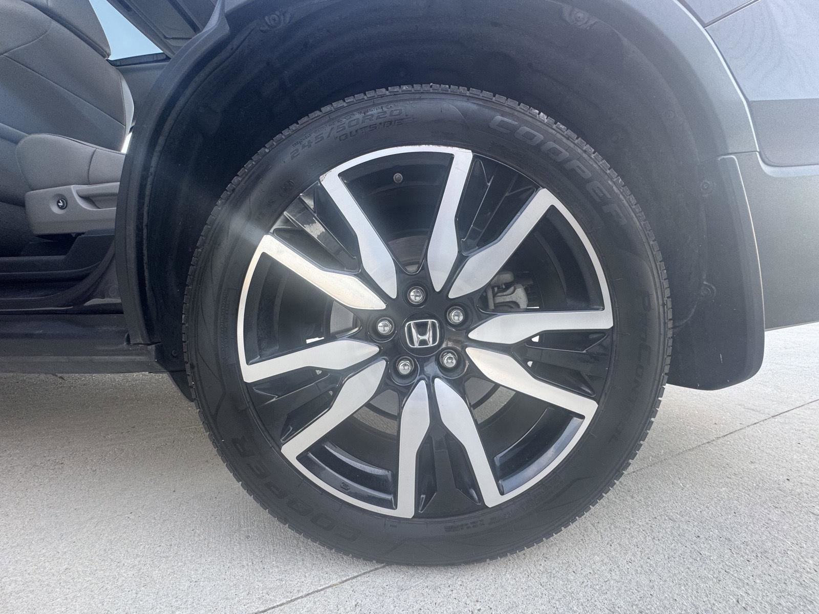 Used 2022 Honda Pilot Touring image 26