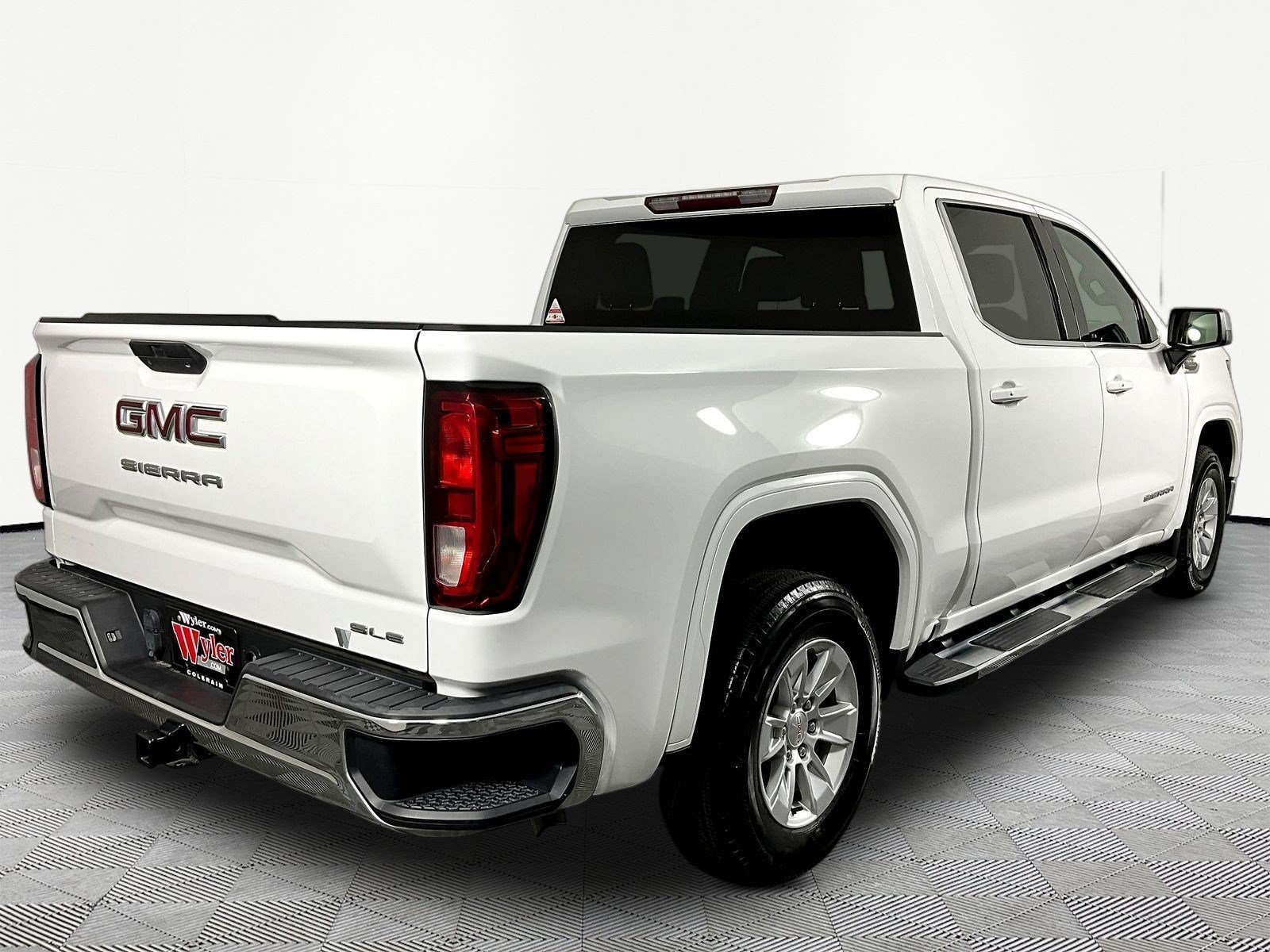 Used 2020 GMC Sierra 1500 SLE w/ SLE Value Package RWD image 6