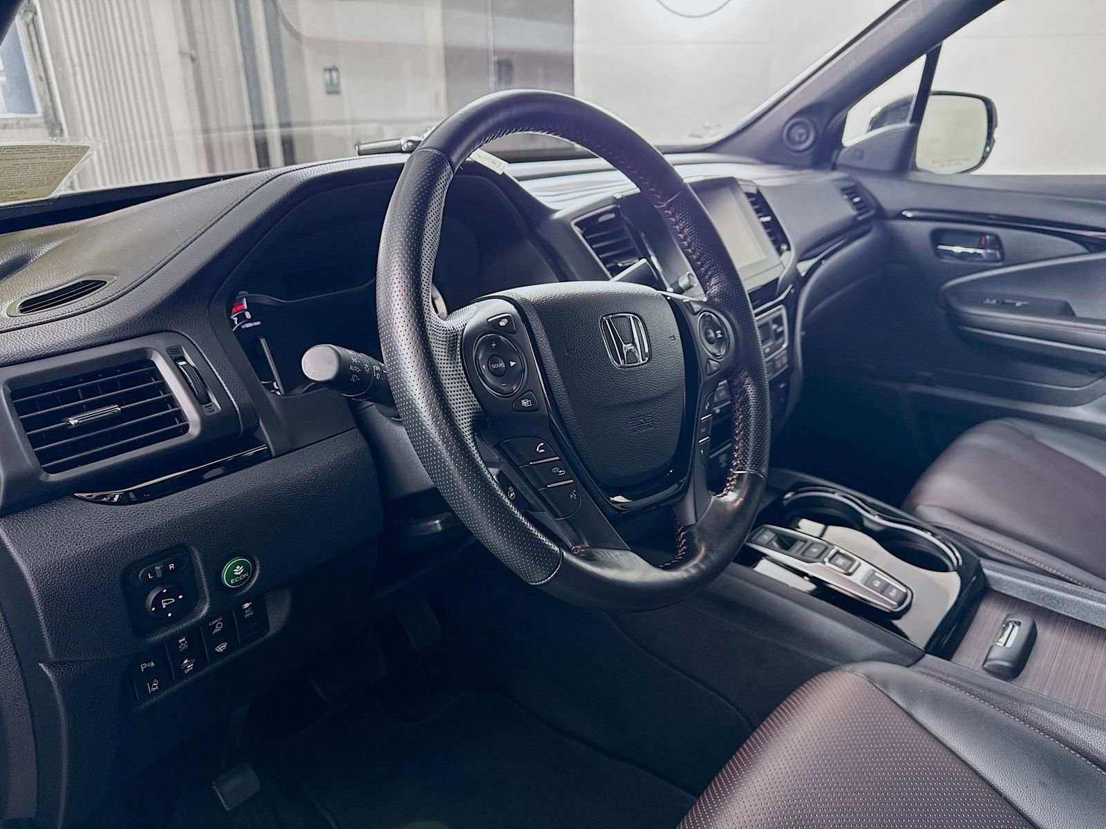 Used 2023 Honda Ridgeline Black Edition image 6