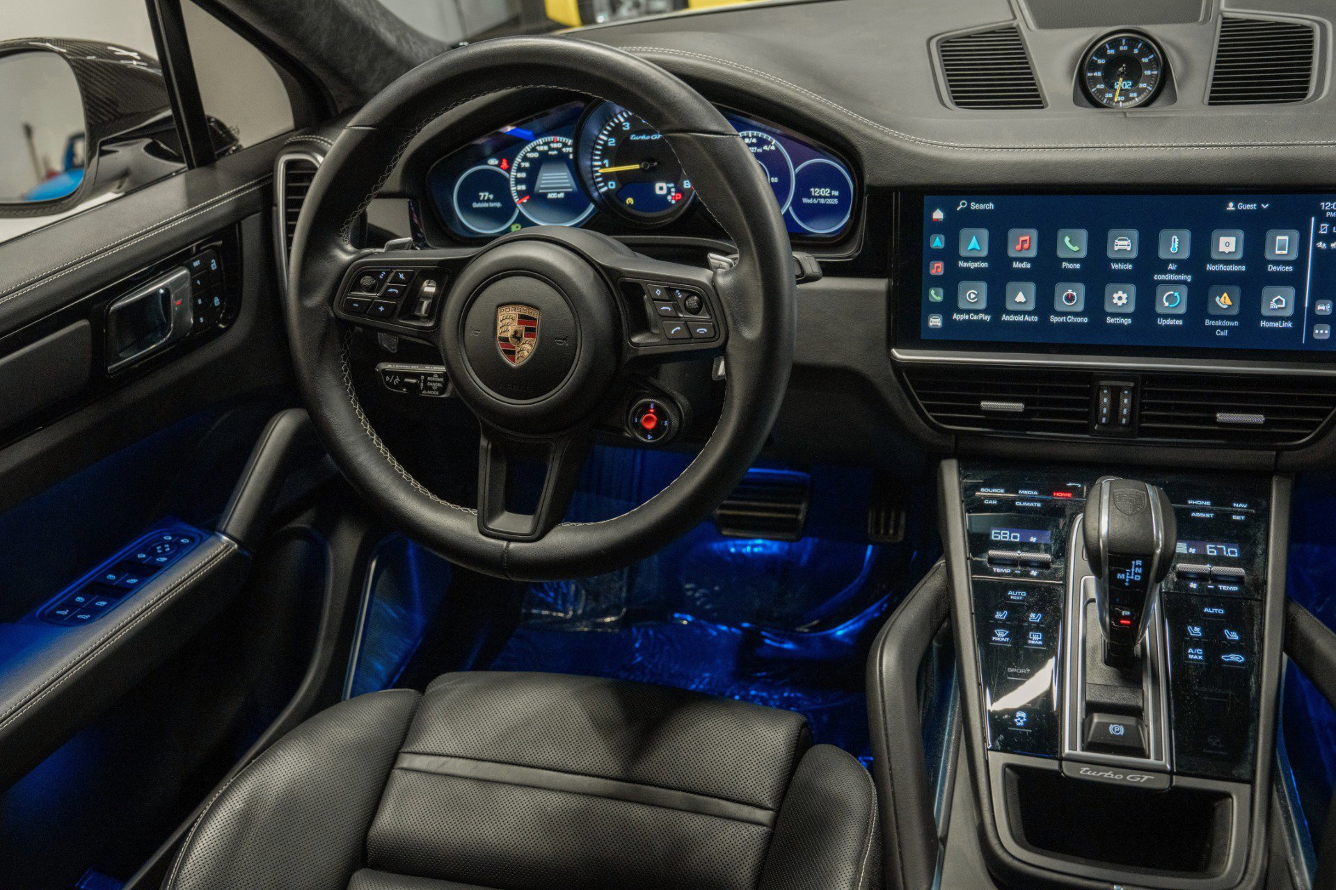 Used 2023 Porsche Cayenne Turbo GT image 27