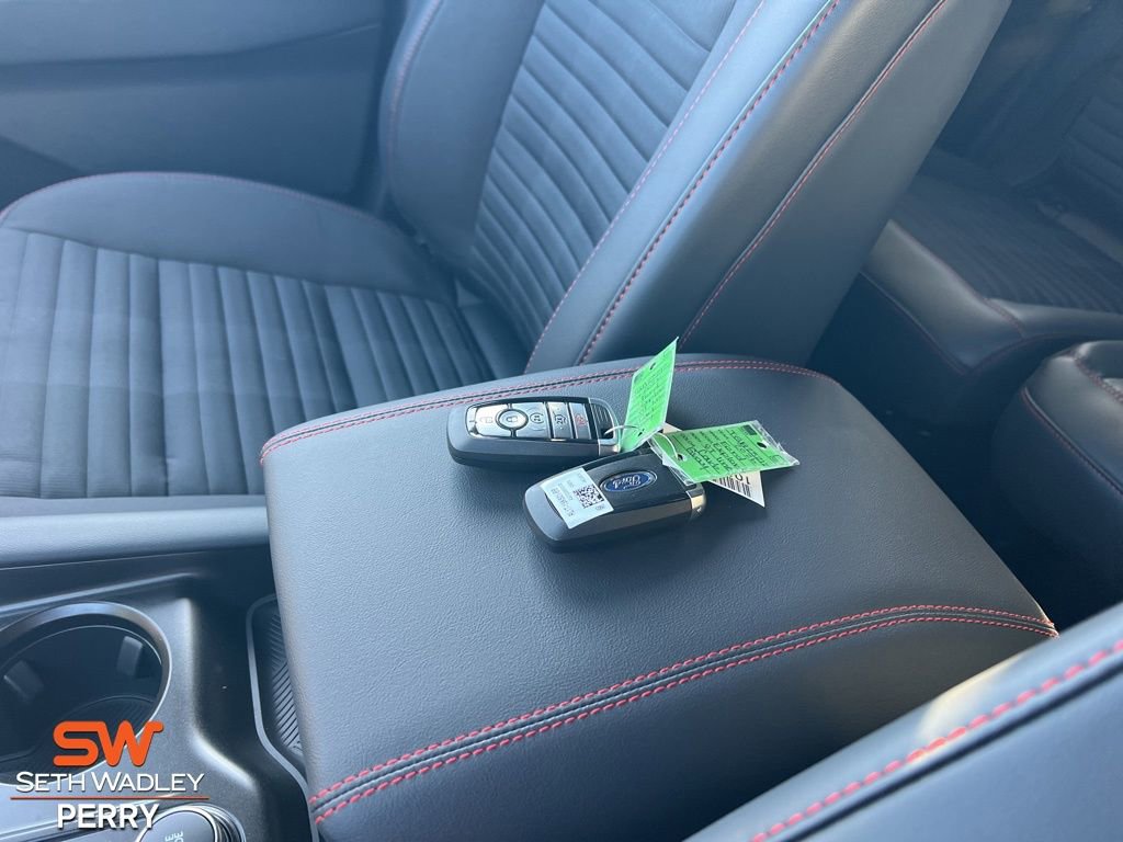 New 2026 Ford Explorer ST-Line w/ ST-Line Street Pack image 24