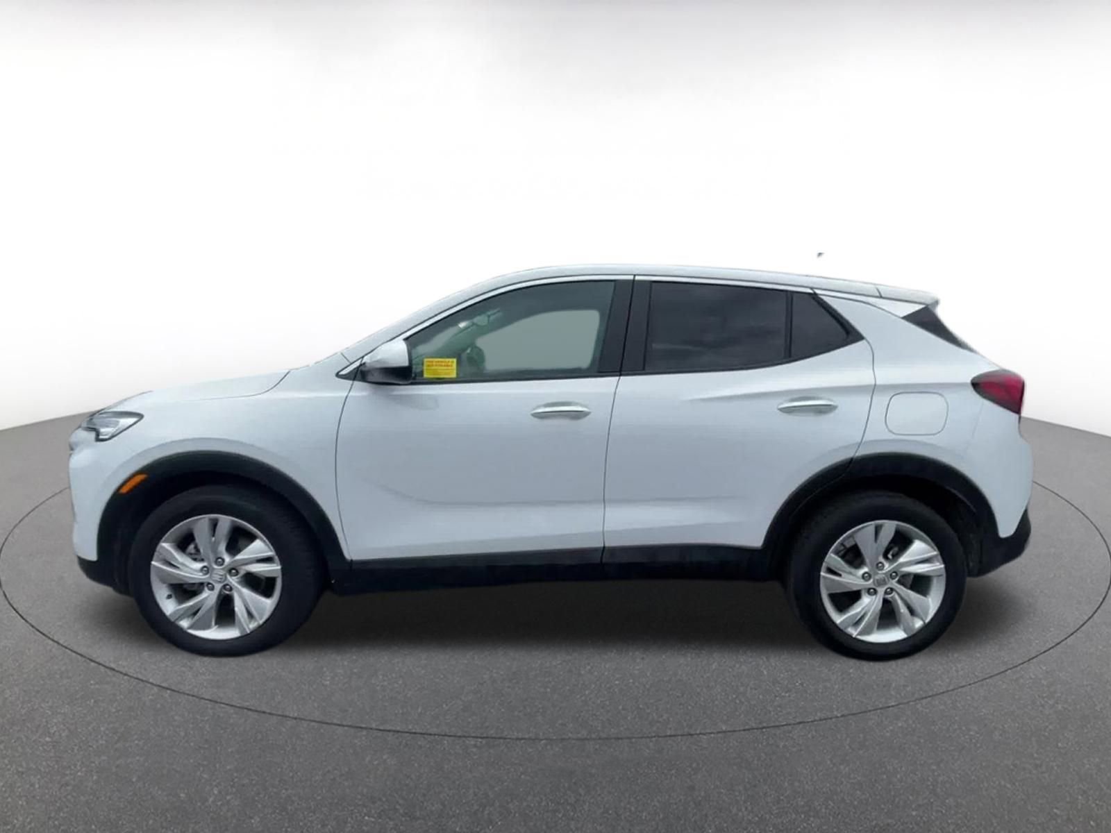 Used 2025 Buick Encore GX Preferred image 7