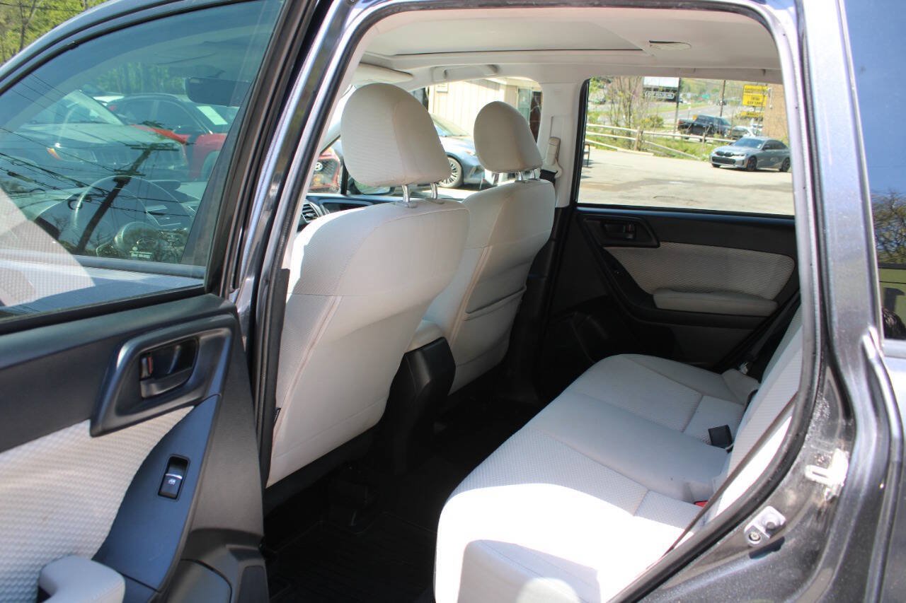 Used 2018 Subaru Forester 2.5i Premium w/ Protection Package #1 AWD/4WD image 25