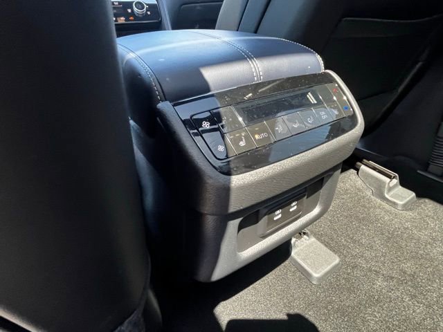 Certified 2026 INFINITI QX60 Sport w/ Dark Cargo Package AWD/4WD image 29