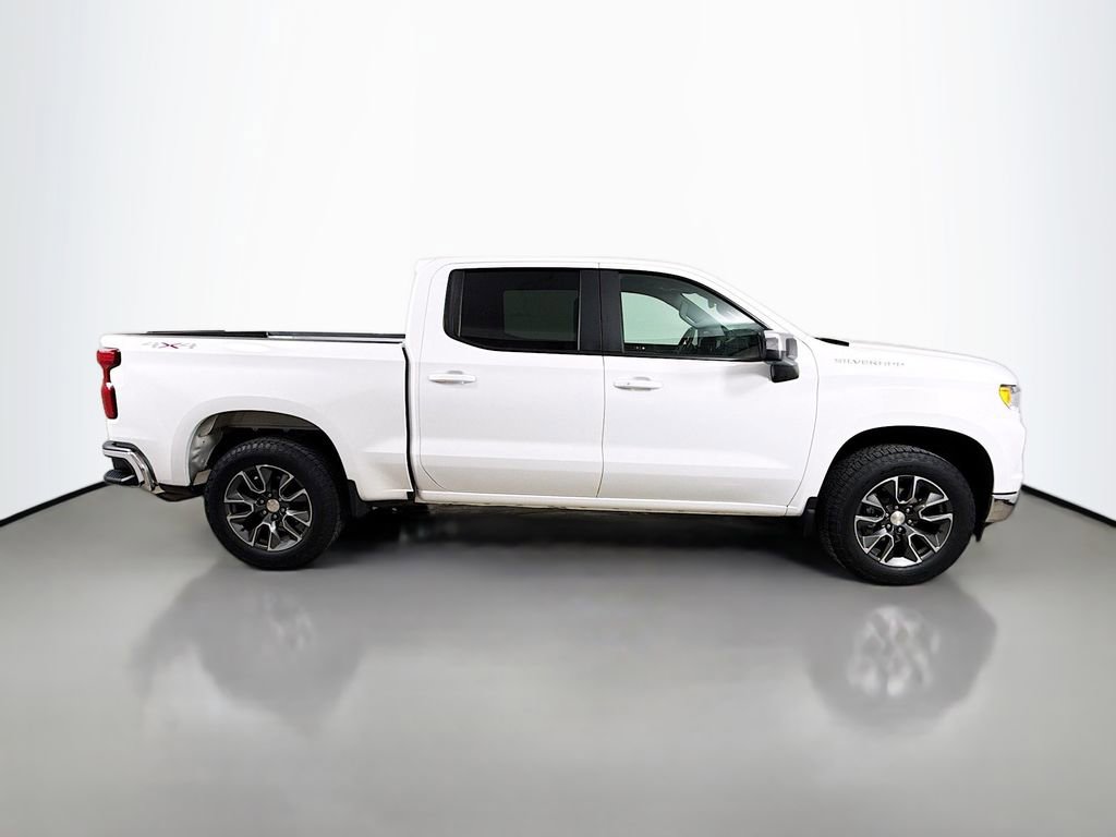 Used 2023 Chevrolet Silverado 1500 LT AWD/4WD image 8