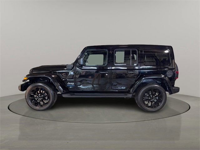 Used 2023 Jeep Wrangler Unlimited Sahara w/ Cold Weather Group image 4