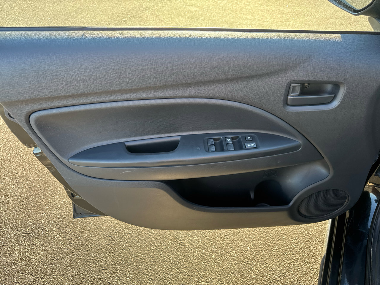 Used 2017 Mitsubishi Mirage ES image 20