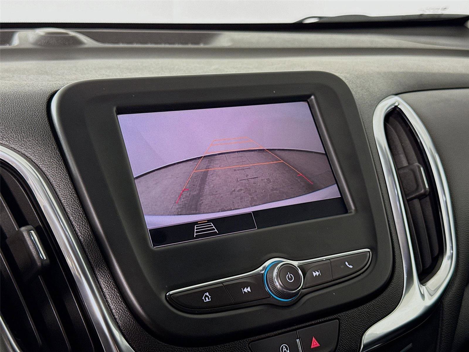 Used 2024 Chevrolet Equinox LT AWD/4WD image 14