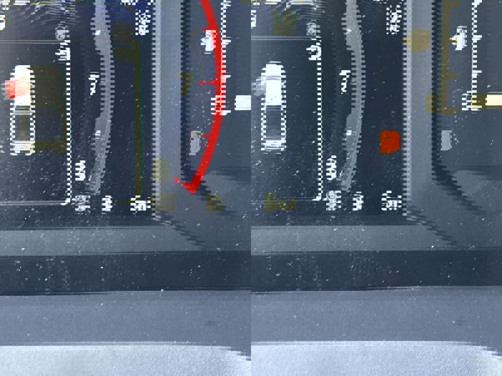 Used 2025 Toyota Tacoma SR5 image 30