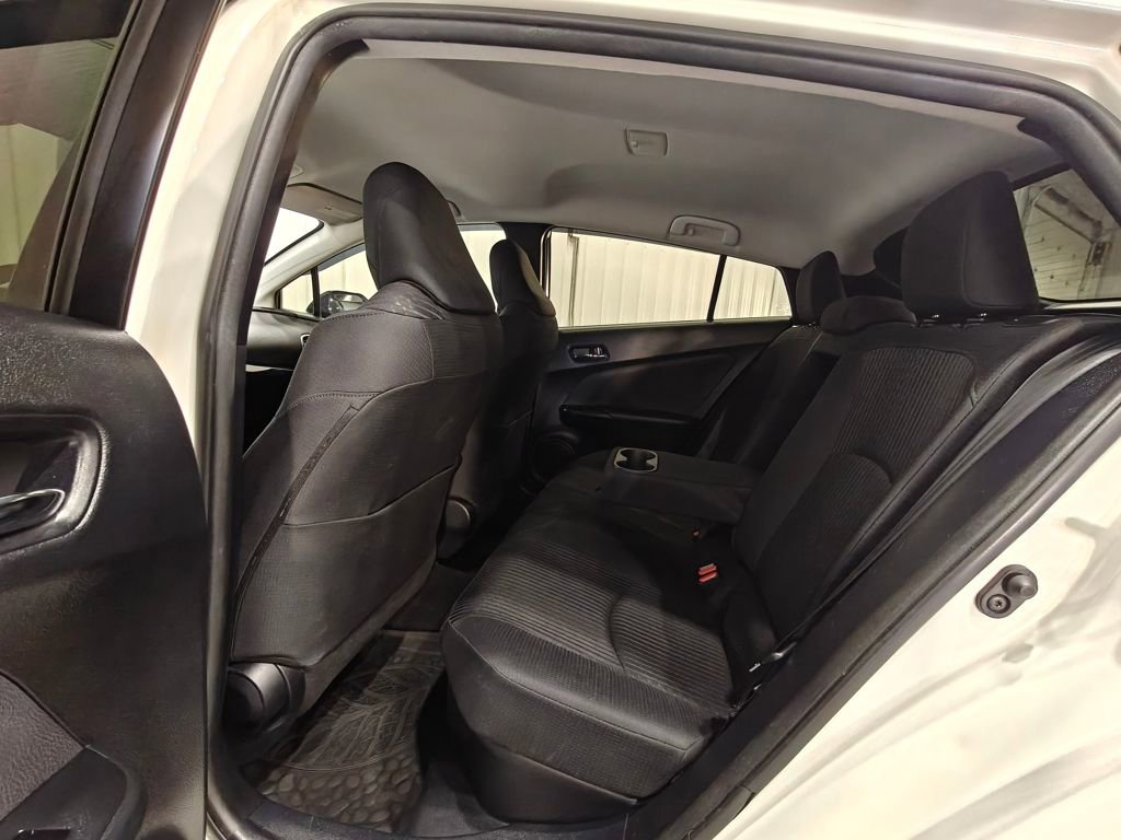 Used 2016 Toyota Prius Three image 22