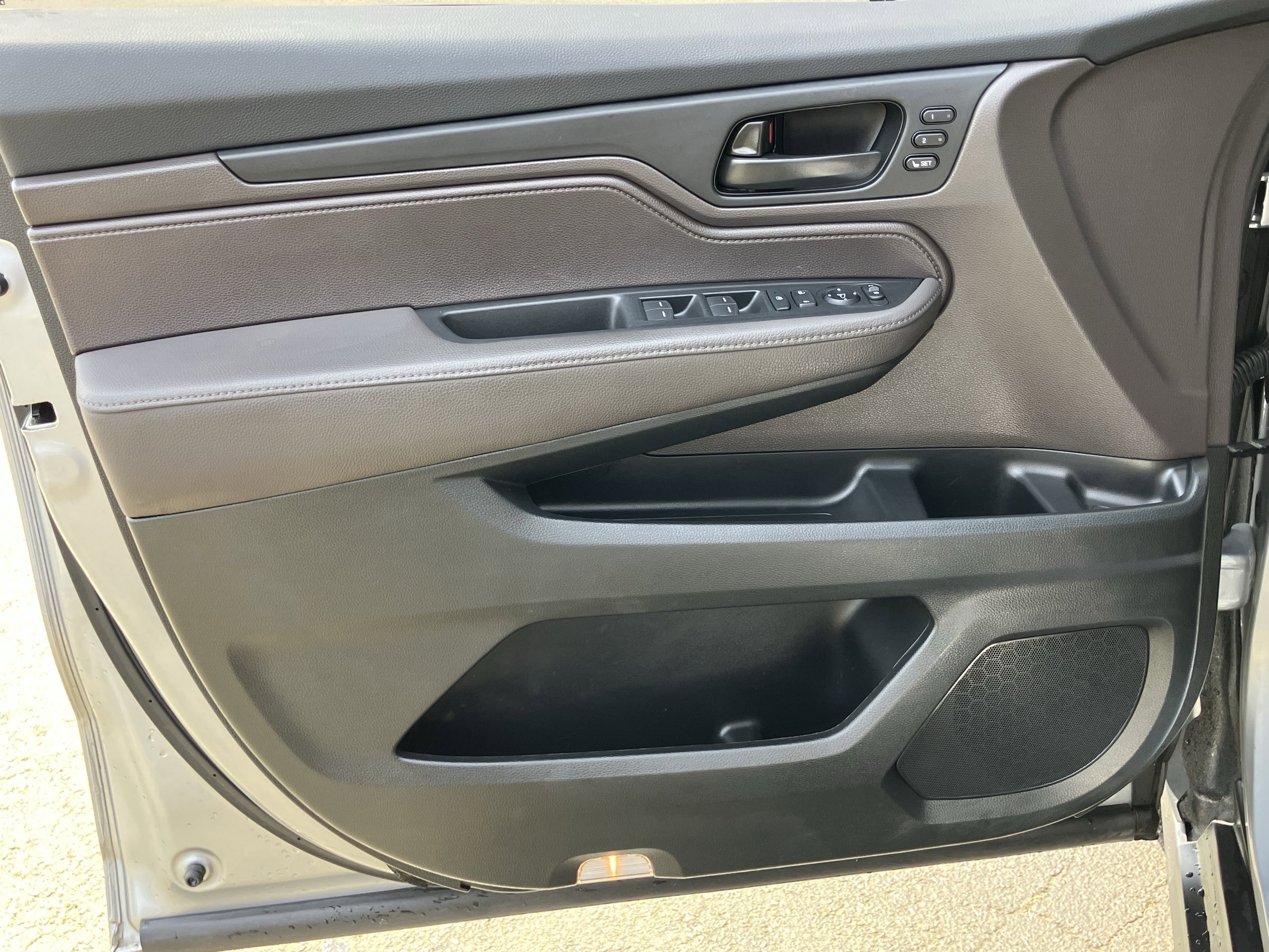 Used 2023 Honda Odyssey EX-L image 14