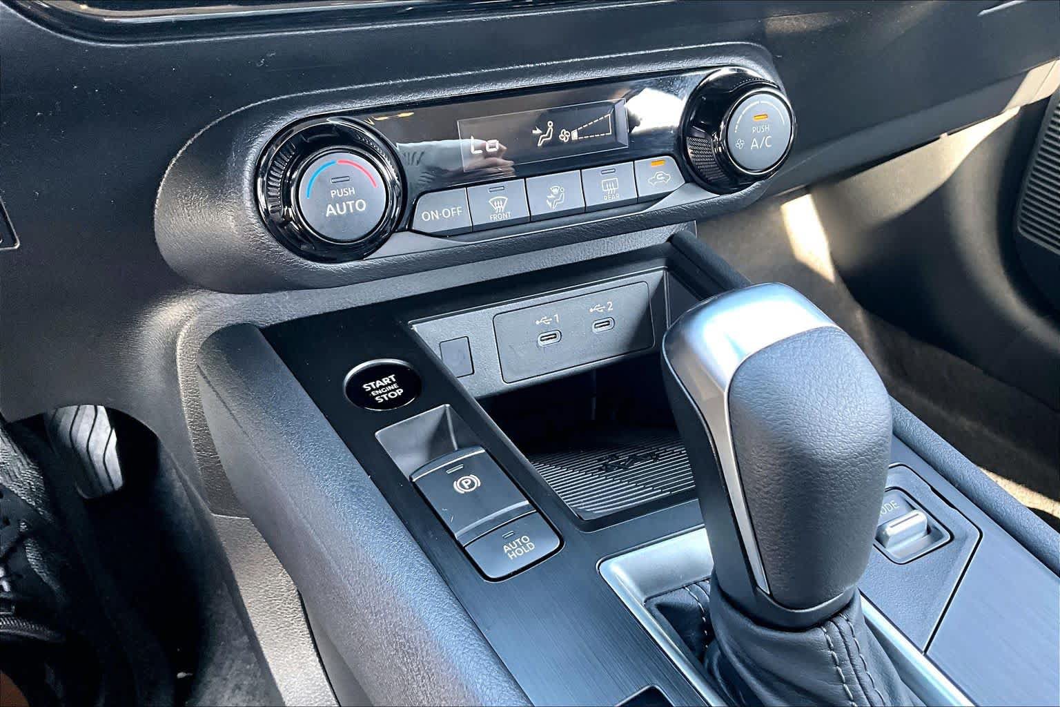 Certified 2026 Nissan Kicks SV FWD image 31