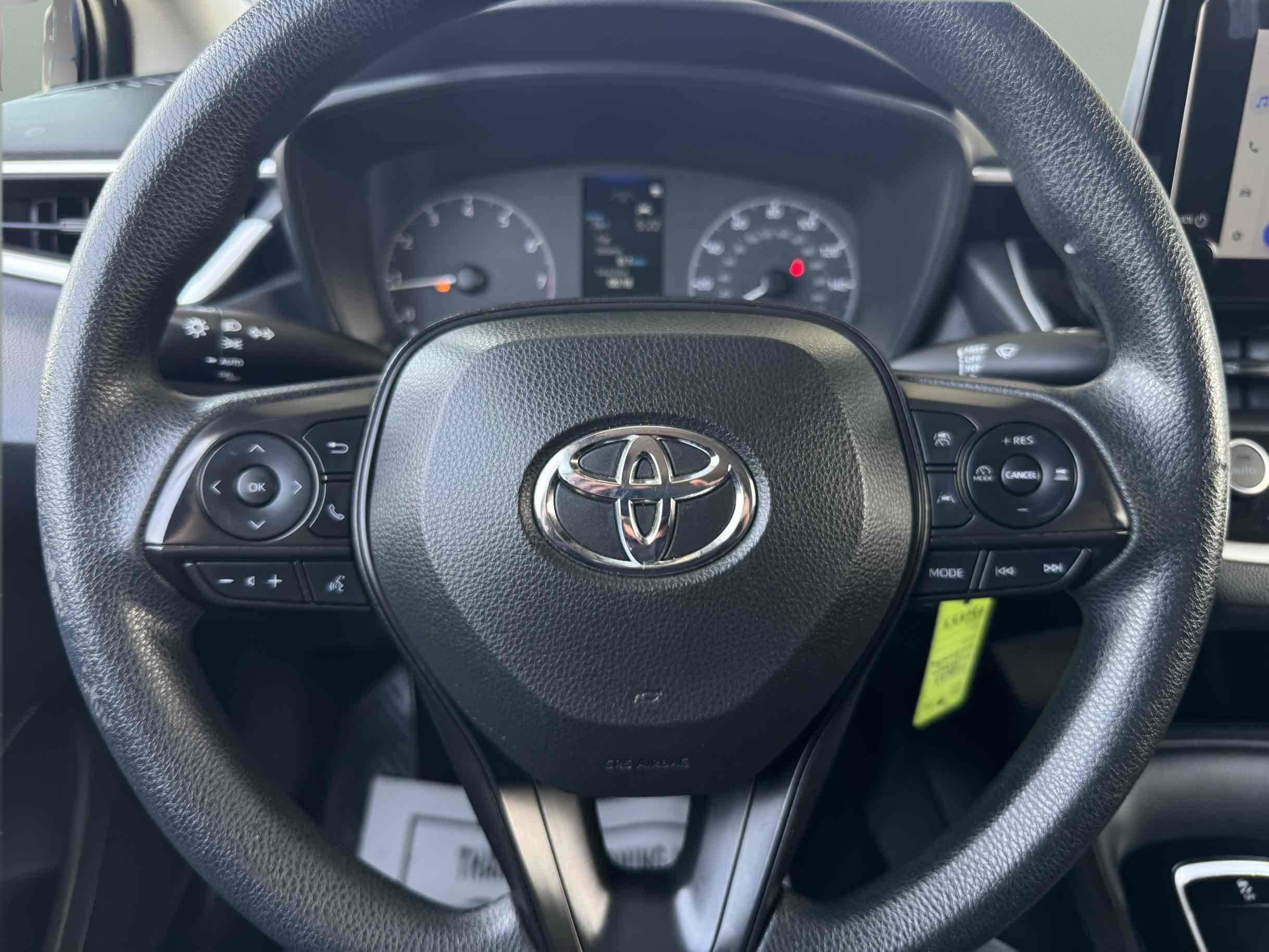 Used 2023 Toyota Corolla LE FWD image 12