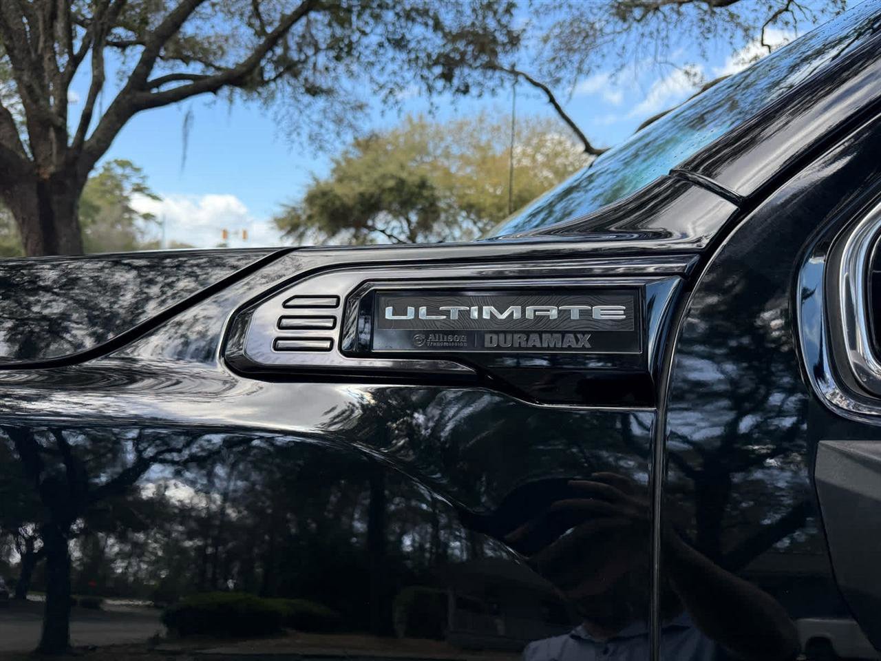 Used 2024 GMC Sierra 2500 Denali Ultimate image 10