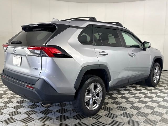Used 2023 Toyota RAV4 XLE w/ Convenience Package FWD image 6