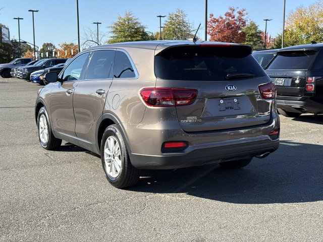 Used 2019 Kia Sorento AWD image 4
