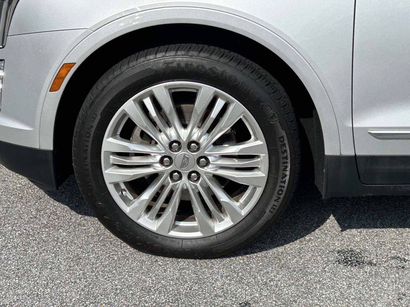 Used 2018 Cadillac XT5 Premium Luxury FWD image 9