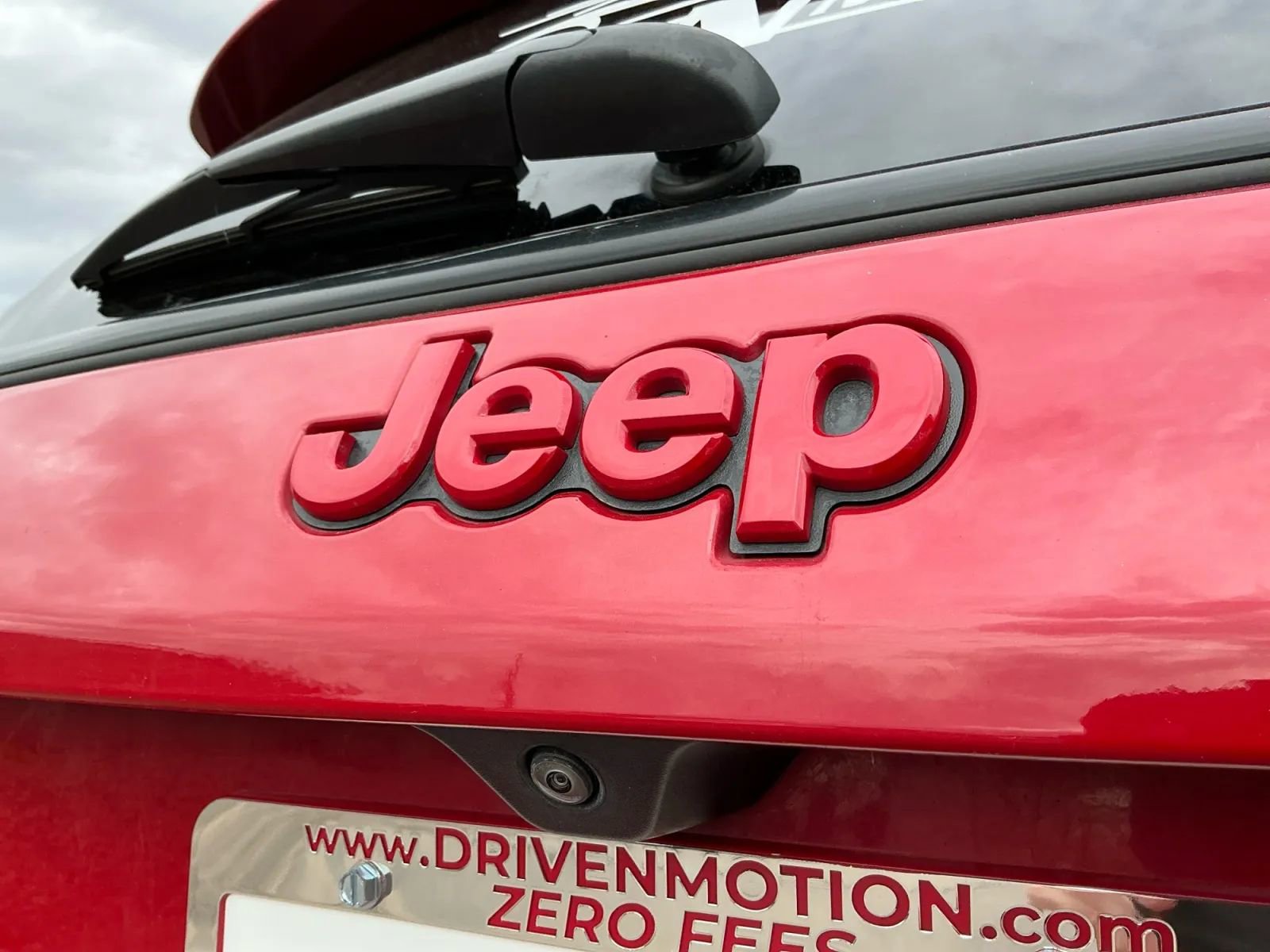 Used 2023 Jeep Compass Limited image 19