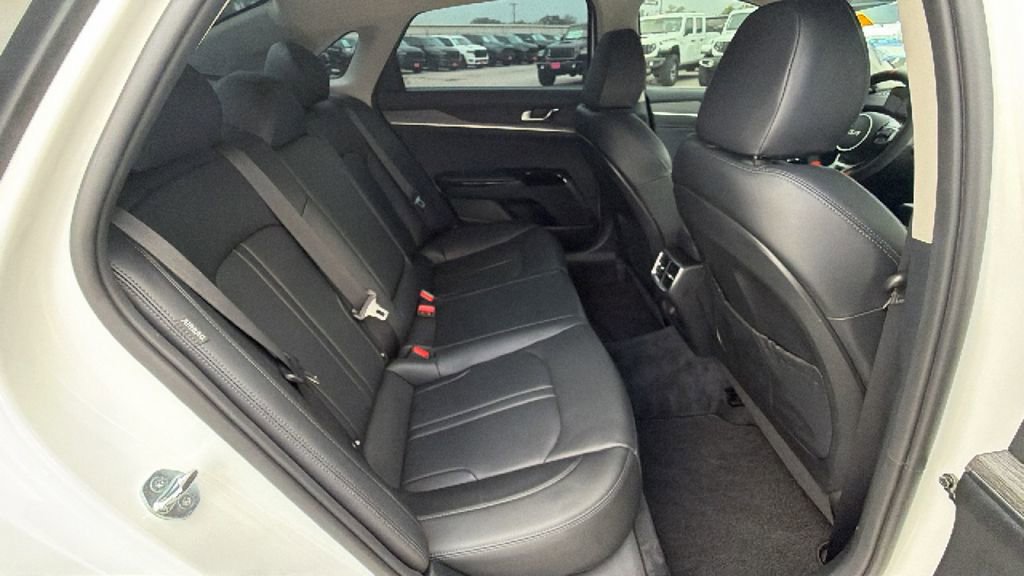 Used 2025 Kia K5 EX FWD image 27