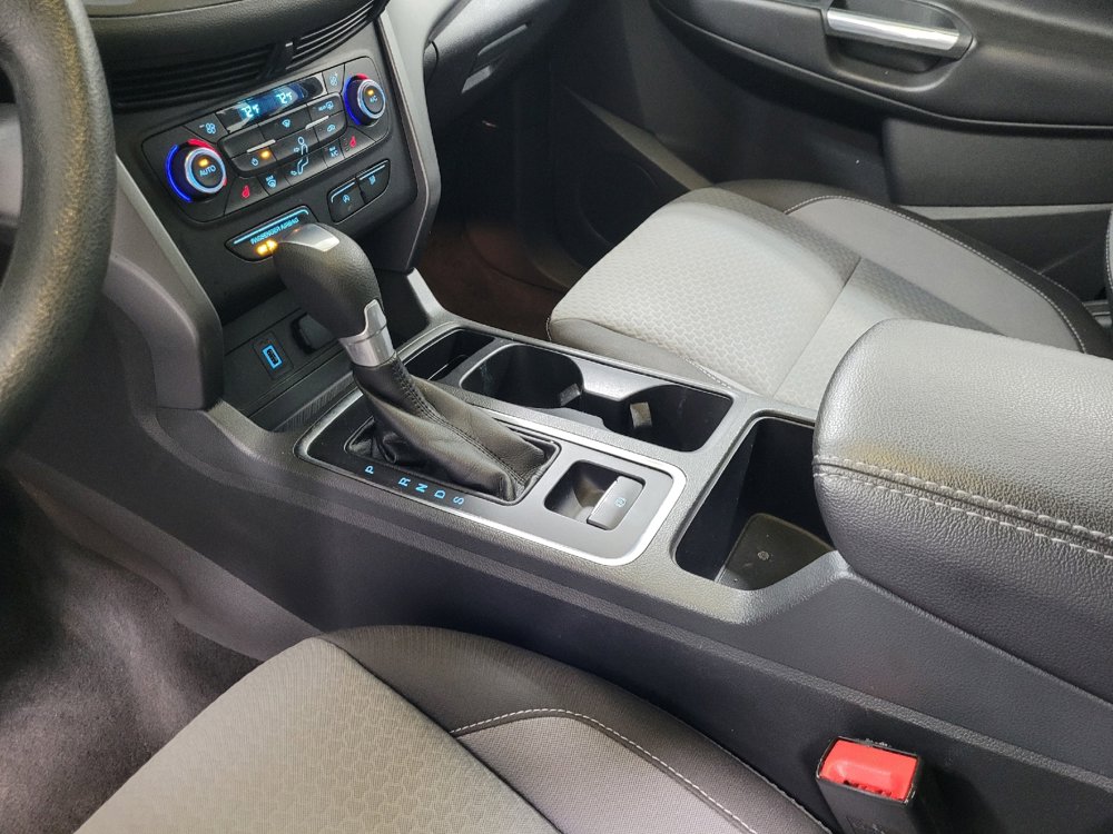 Used 2017 Ford Escape SE w/ SE Cold Weather Package image 26