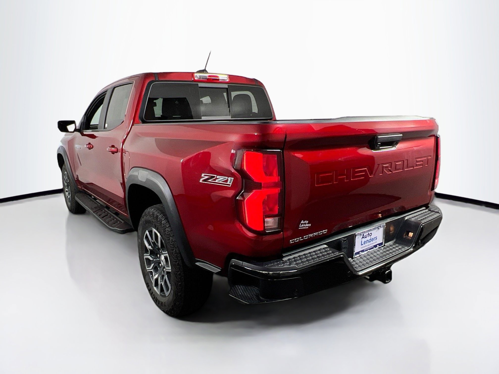 Used 2024 Chevrolet Colorado Z71 w/ Z71 Convenience Package 2 image 7