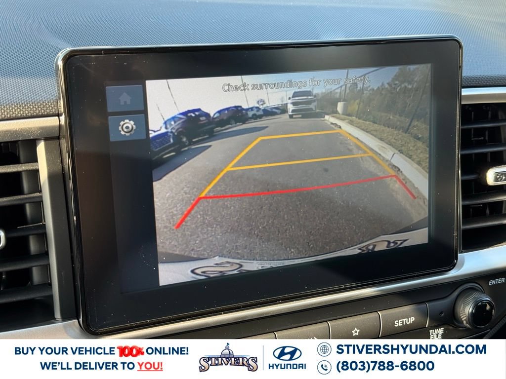 Certified 2026 Hyundai Venue SEL FWD image 4