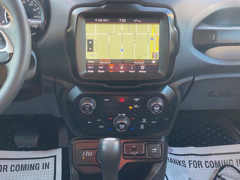 Used 2023 Jeep Renegade Latitude AWD/4WD image 21