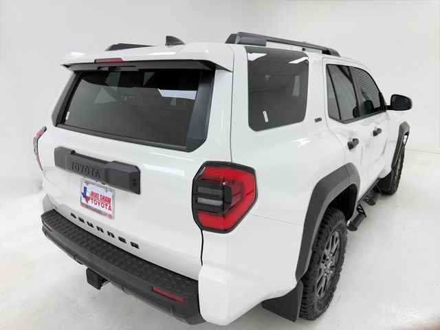 New 2026 Toyota 4Runner SR5 AWD/4WD image 40