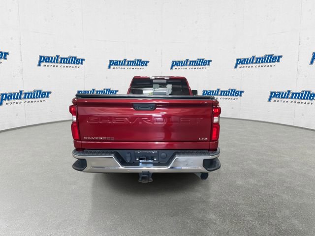 Used 2020 Chevrolet Silverado 3500 LTZ w/ LTZ Convenience Package AWD/4WD image 9