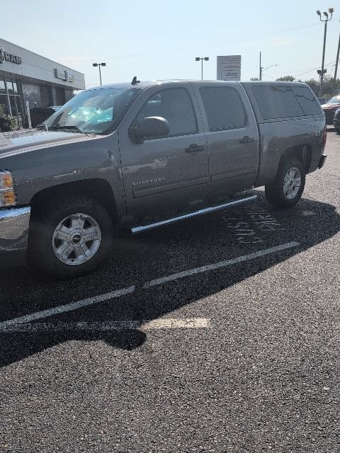 Used 2013 Chevrolet Silverado 1500 LT w/ All-Star Edition AWD/4WD image 3