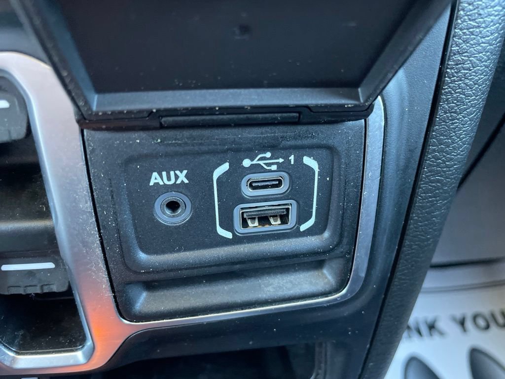 Used 2023 Jeep Gladiator Rubicon w/ LED Lighting Group AWD/4WD image 25