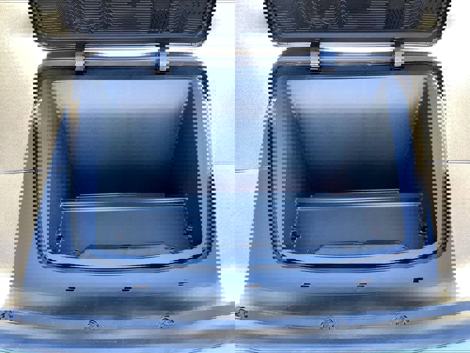 New 2026 Volvo EX30 Ultra w/ Protection Package Premier image 32