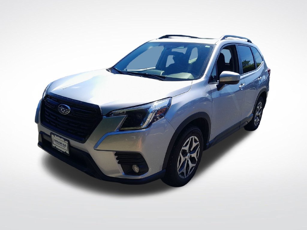 Used 2022 Subaru Forester Premium AWD/4WD image 3