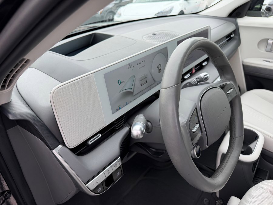 Used 2023 Hyundai Ioniq 5 Limited w/ Cargo Package image 10