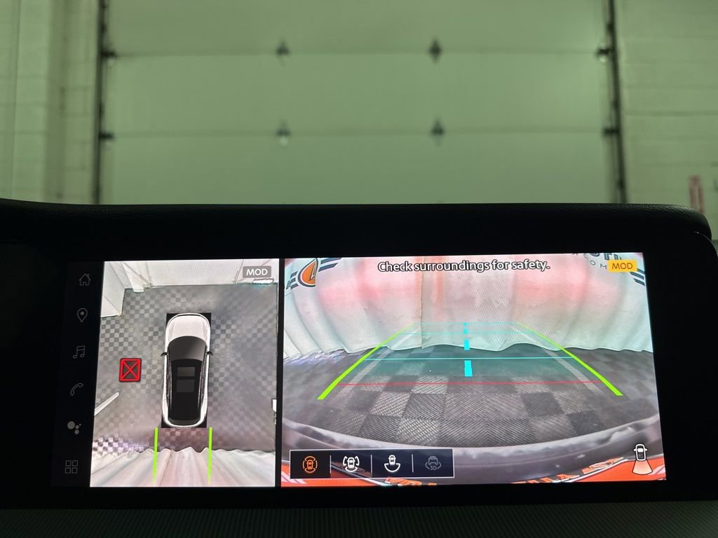 Used 2025 Nissan Murano SL image 28