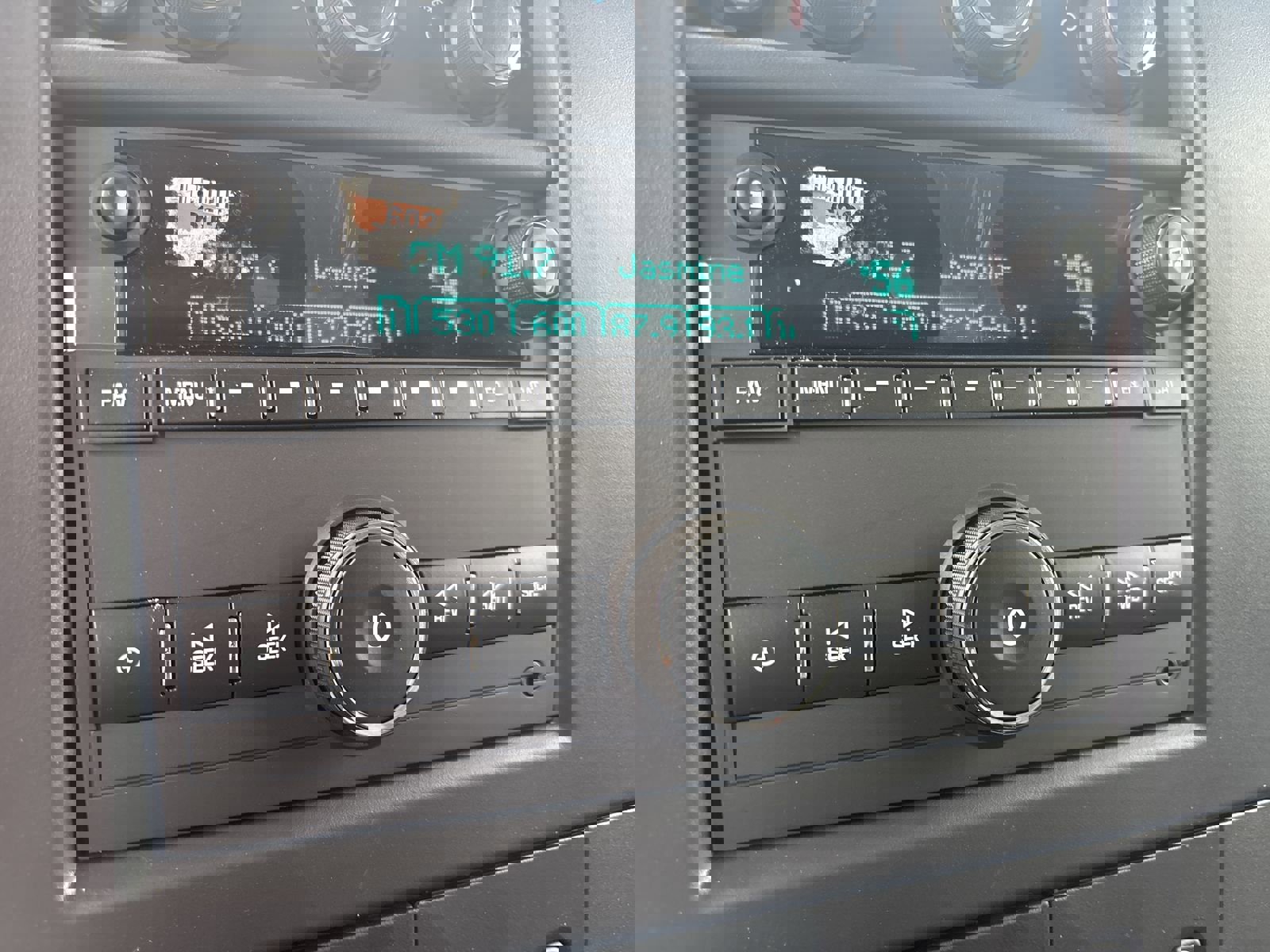 New 2025 Chevrolet Express 3500 w/ Power Convenience Package image 19