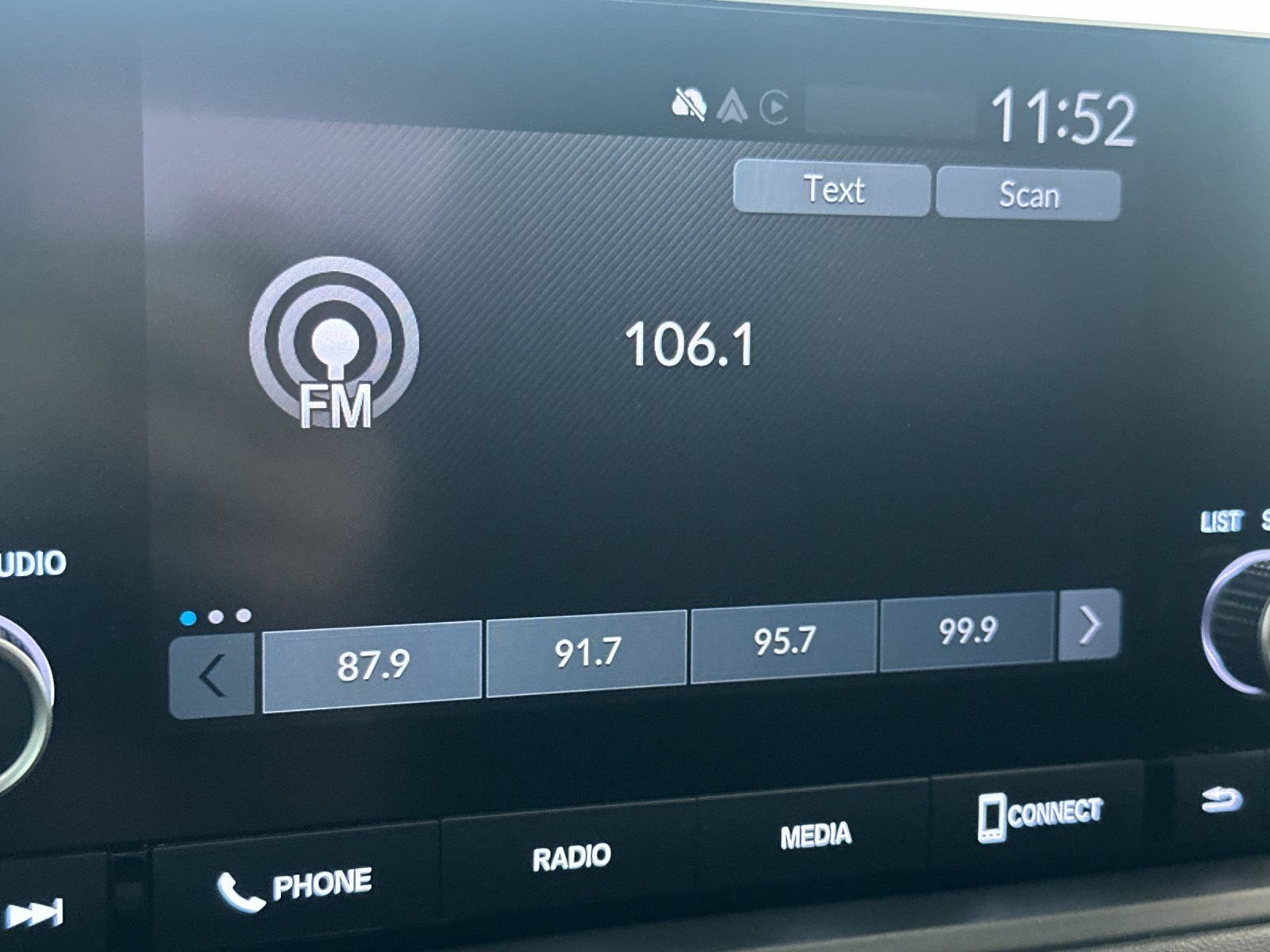 Used 2025 Honda Accord SE image 16