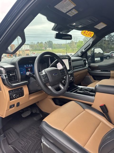 Used 2024 Ford F250 Lariat w/ Lariat Ultimate Package image 11