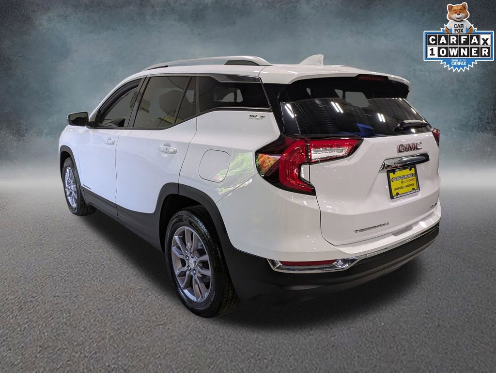 Used 2022 GMC Terrain SLT w/ Infotainment Package II AWD/4WD image 6