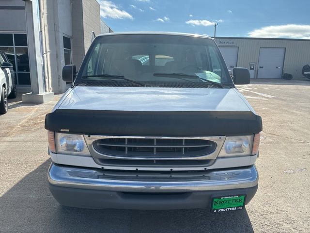 Used 1999 Ford E-150 and Econoline 150 image 3