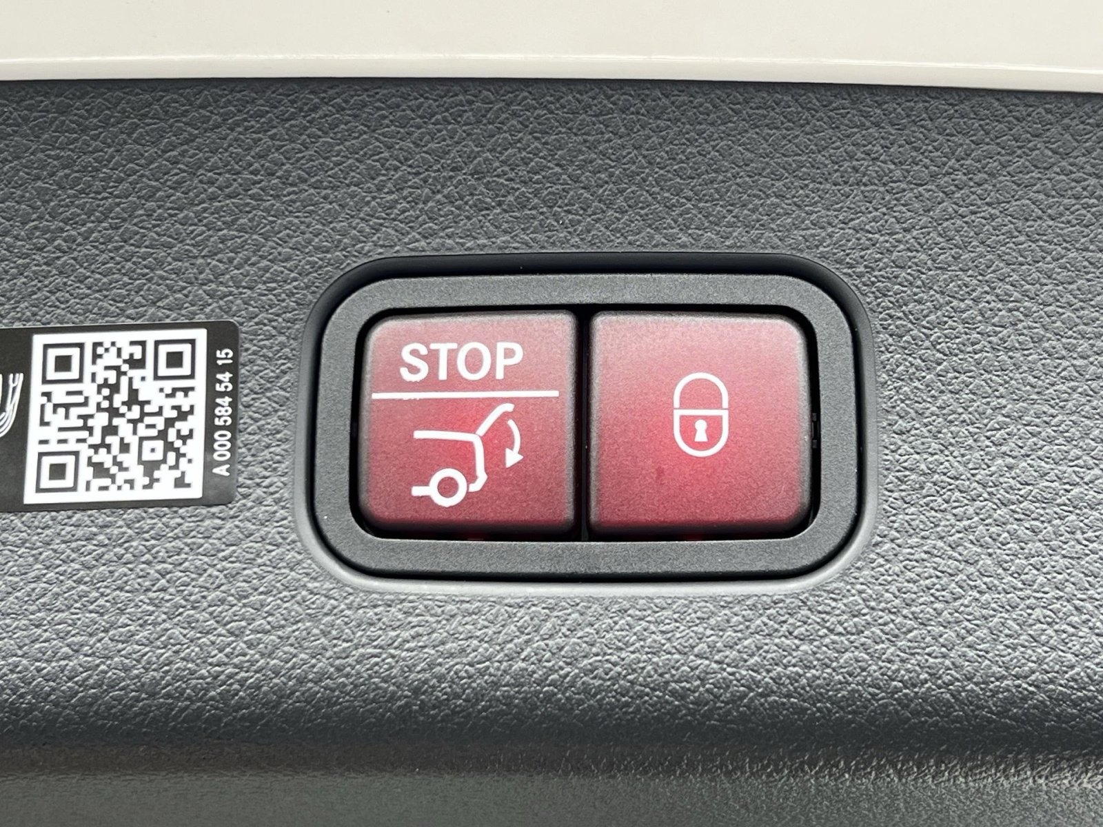 New 2026 Mercedes-Benz GLC 300 4MATIC image 25